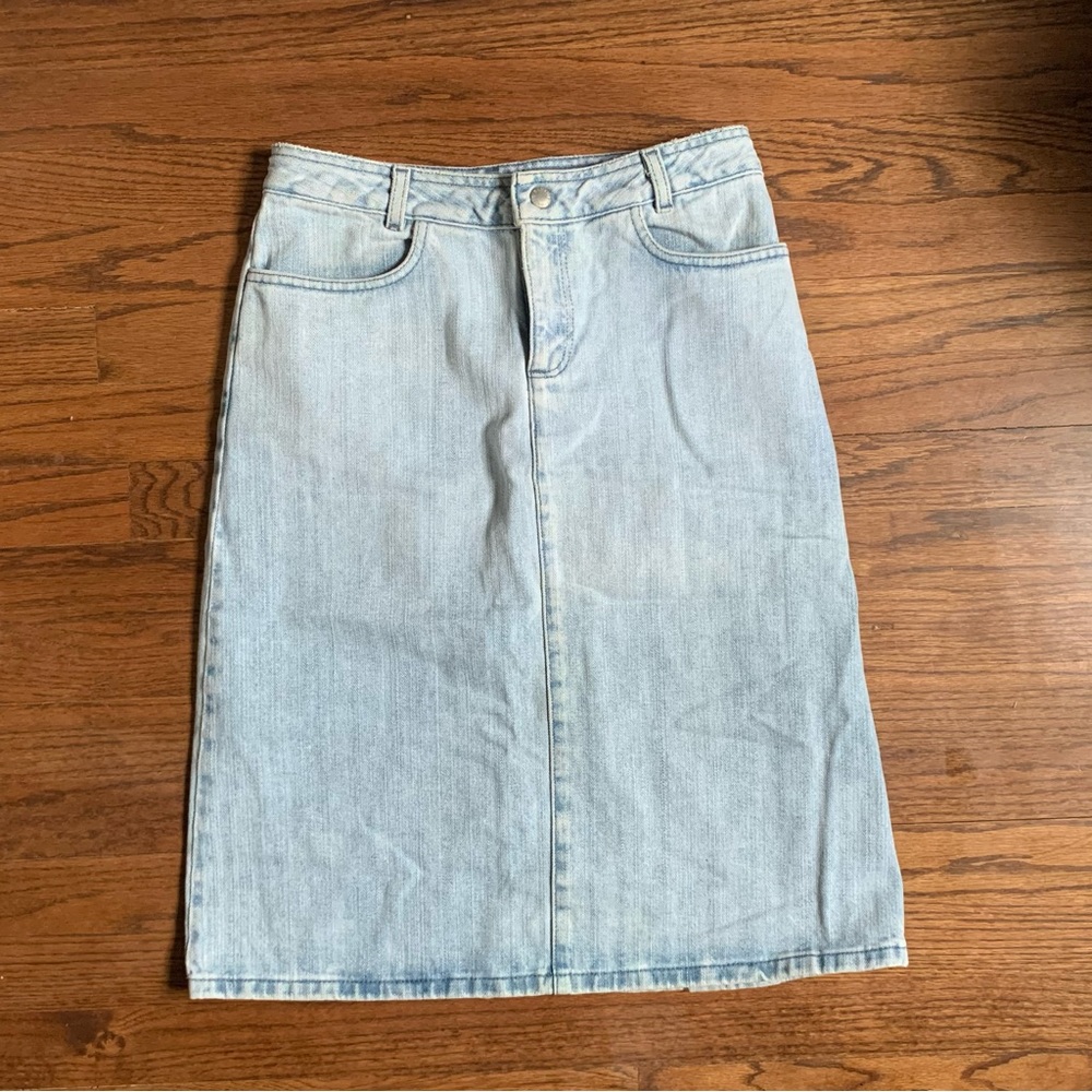 Banana Republic Denim Skirt. Size 0
